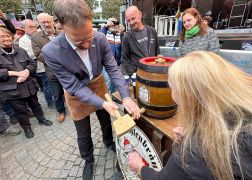 Fruehlingsmarkt In Jena Startschuss Fuer Zehn Tage Party 01